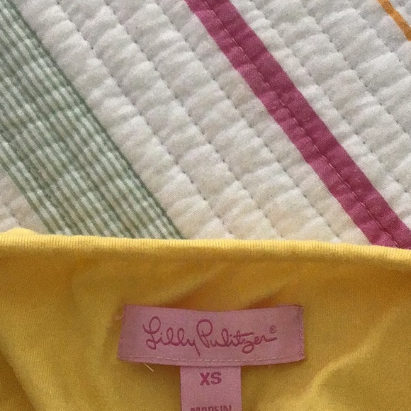 Lilly Pulitzer - Picture 2 of 2